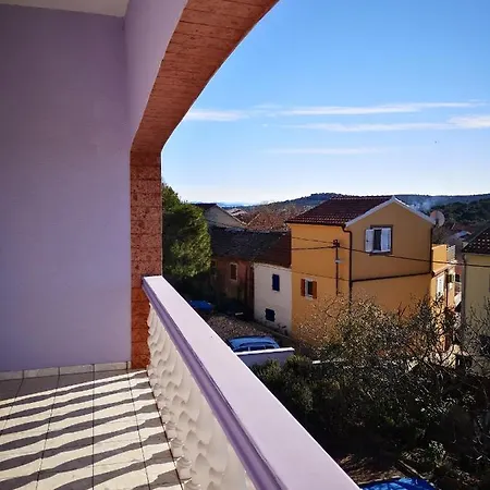 Family-friendly With Swimming Pool Jezera, Murter - 19541 * Tisno