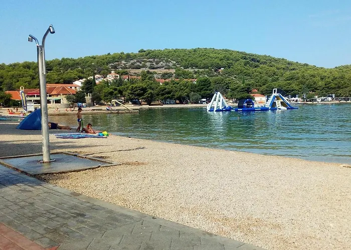 Family-friendly With Swimming Pool Jezera, Murter - 19541 Appartement