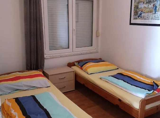 Family-friendly With Swimming Pool Jezera, Murter - 19541 * Tisno